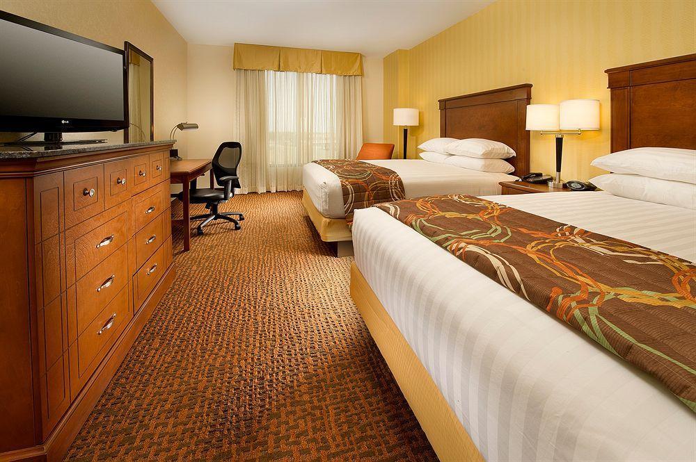 Drury Inn & Suites St. Louis Brentwood Dış mekan fotoğraf